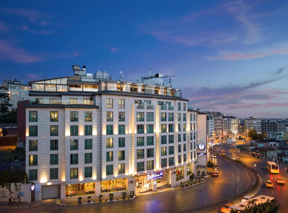 undefined Radisson Blu Hotel Istanbul Pera 5
