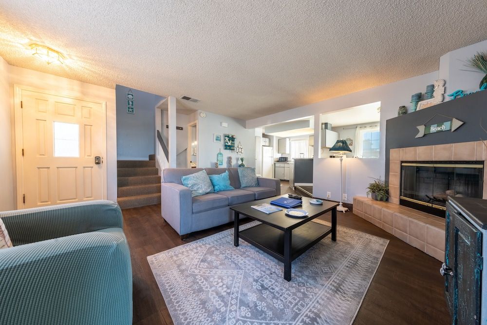 Mandalay Shores Resort Family Townhome, 2 Bedrooms, Non Smoking, Beachside 6