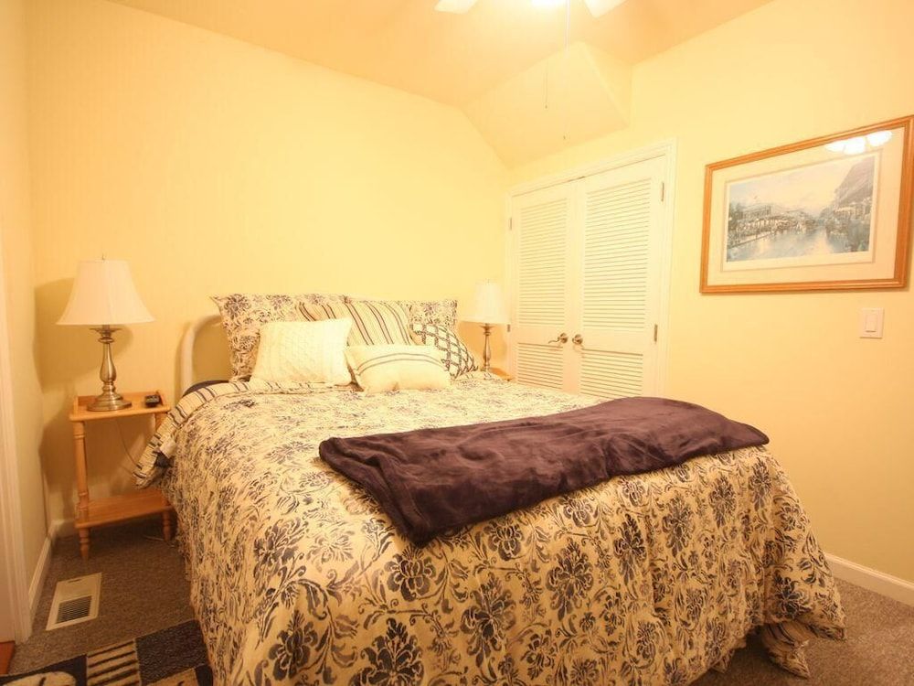 undefined Mv6: 30 Night Minimum Lover's Point Mermaid Cottage 6