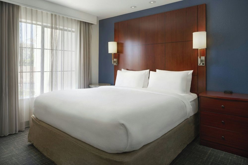 Residence Inn San Diego Del Mar Studio, 1 King Bed with Sofa bed, Non Smoking 4