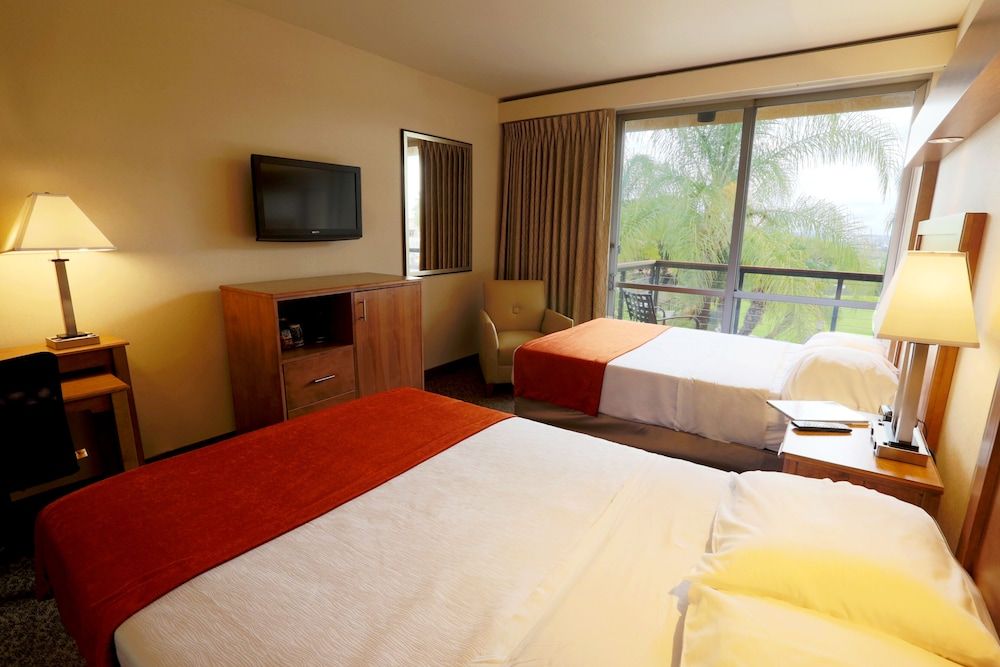 Kellogg West Conference Center and Hotel Double Room, 2 Double Beds