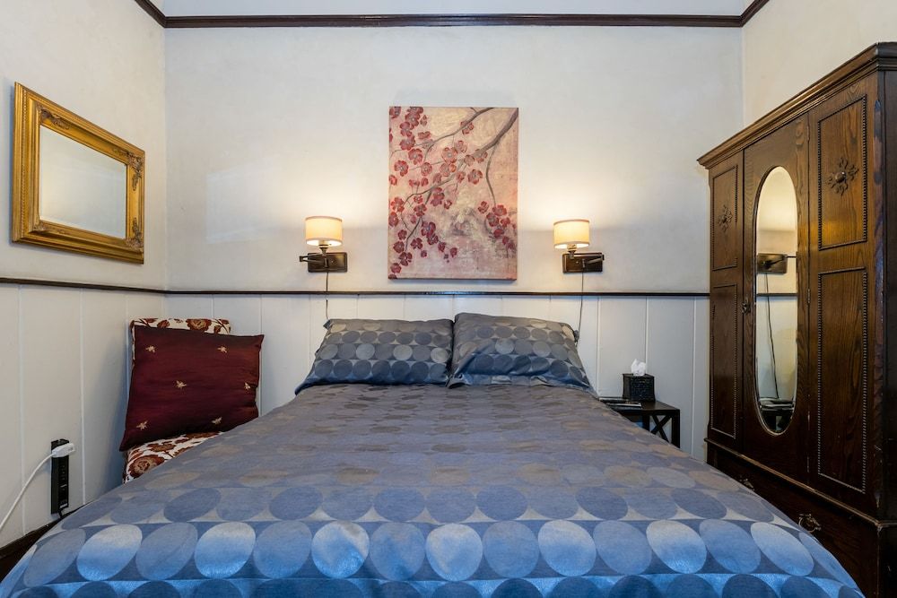 undefined Madison Street Inn B&B 4