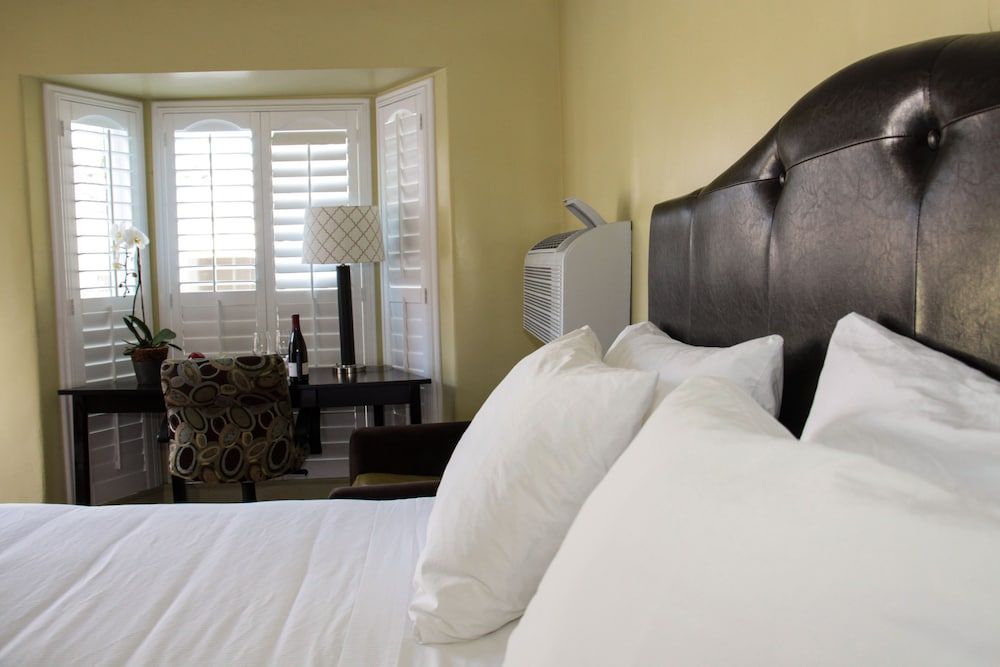 El Royale Hotel Near Universal Studios Deluxe Queen Room 3