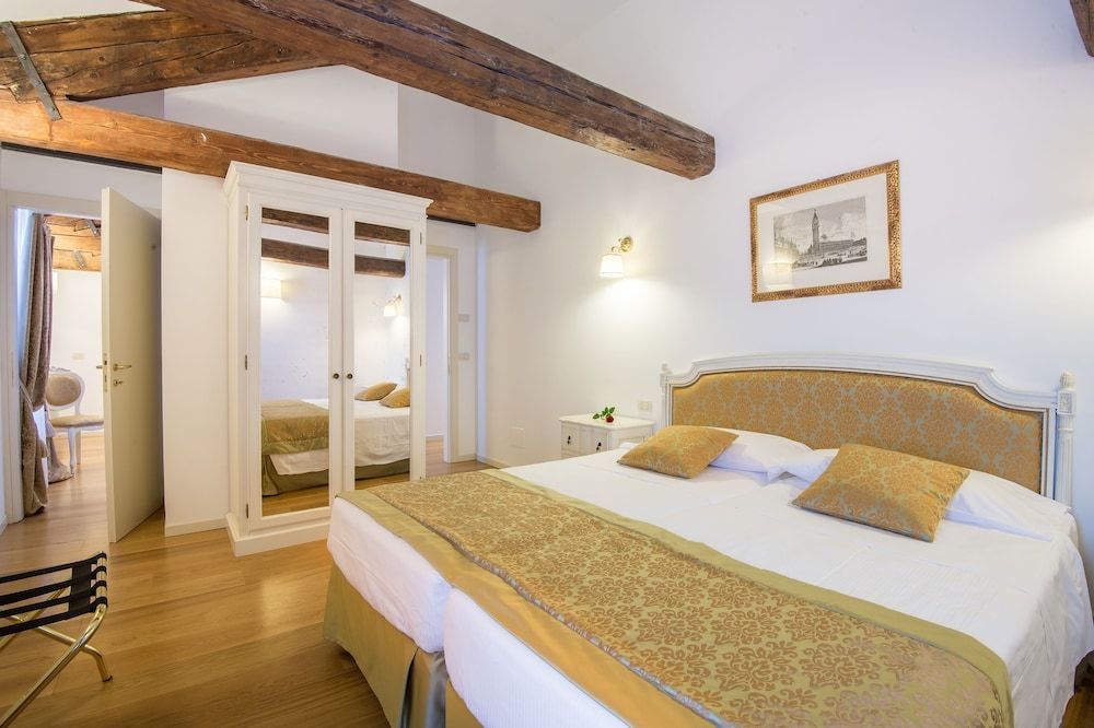 Executive Apartment, 2 Bedrooms, Canal View