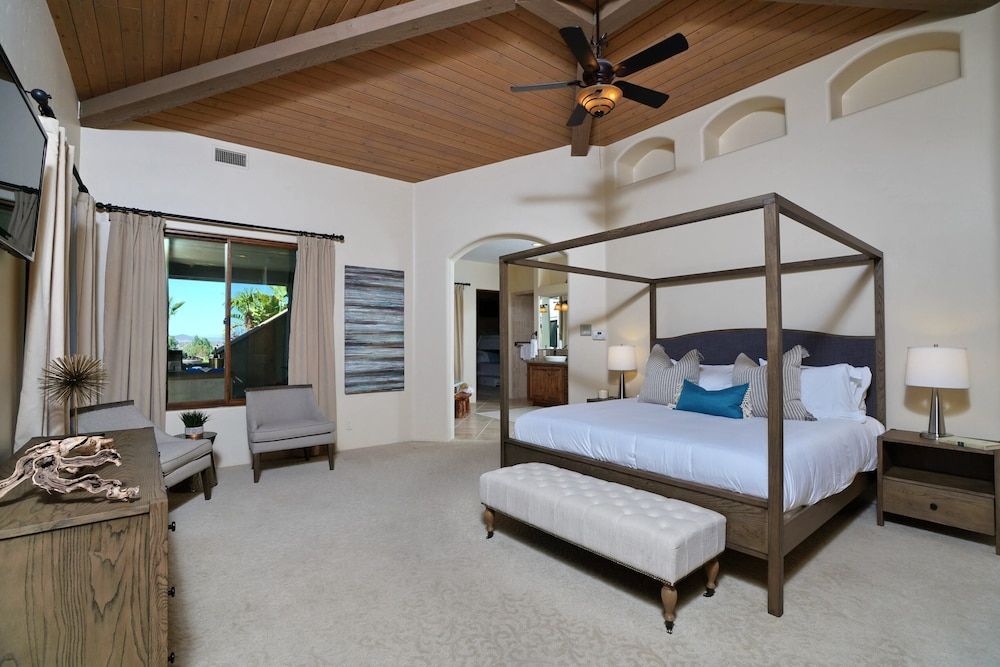 Villa (Multiple Bedrooms)