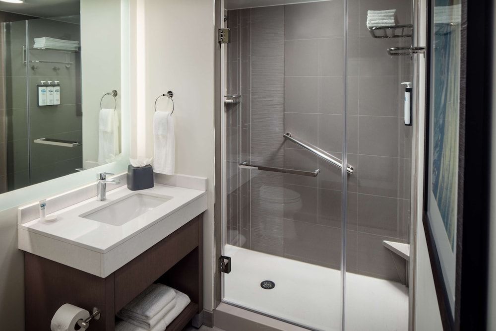 Hyatt House Vacaville Studio, 1 King Bed with Sofa bed, Kitchen 2