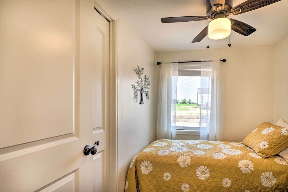 House (2 Bedrooms)