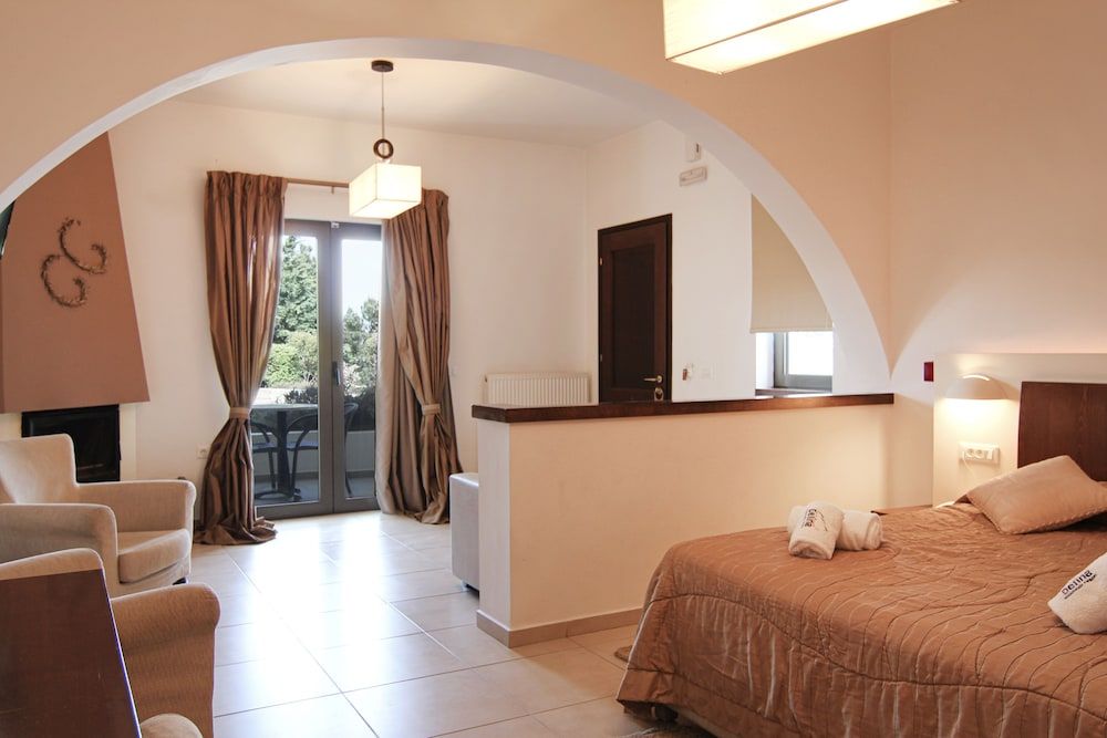 Delina Mountain Resort Executive Suite, Mountain View 16