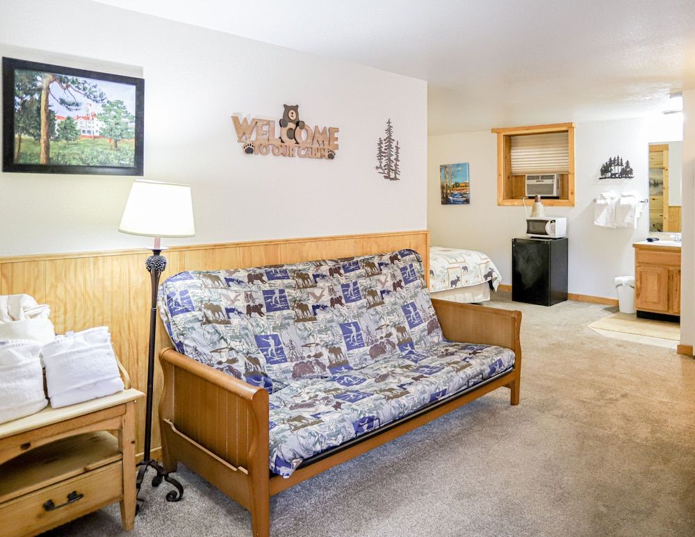 undefined Nicky's Resort 9