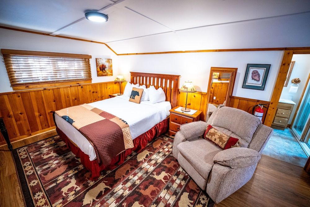 undefined River Ridge Cottages