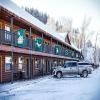 High Creek Lodge & Cabins