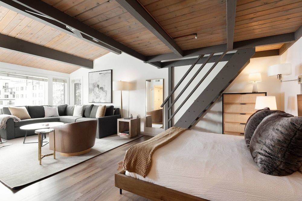 Condo (Aspenwood Studio plus Loft - J12)