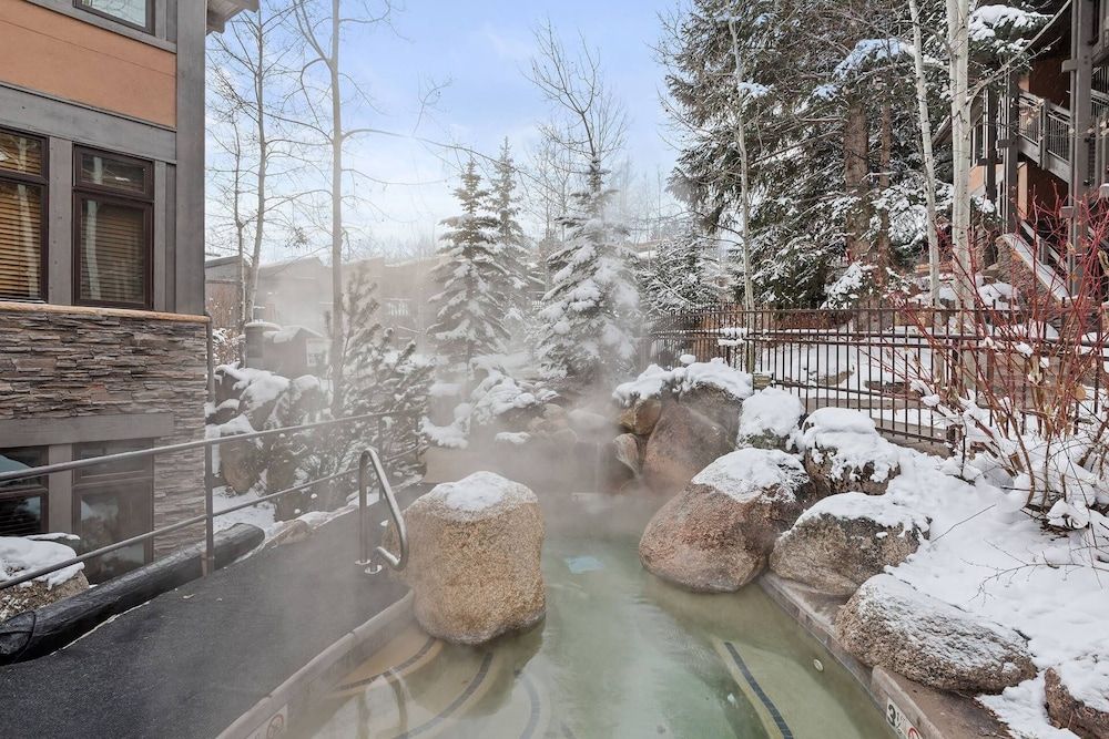 Condo, 1 Queen Bed with Sofa bed (Aspenwood  One Bedroom J3)