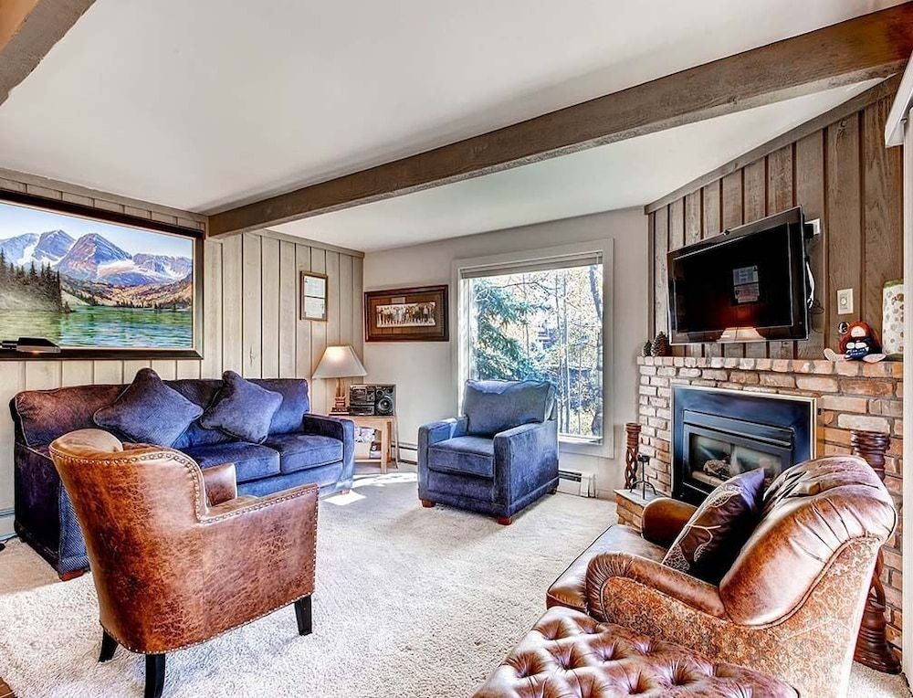Woodbridge Condo 12A
