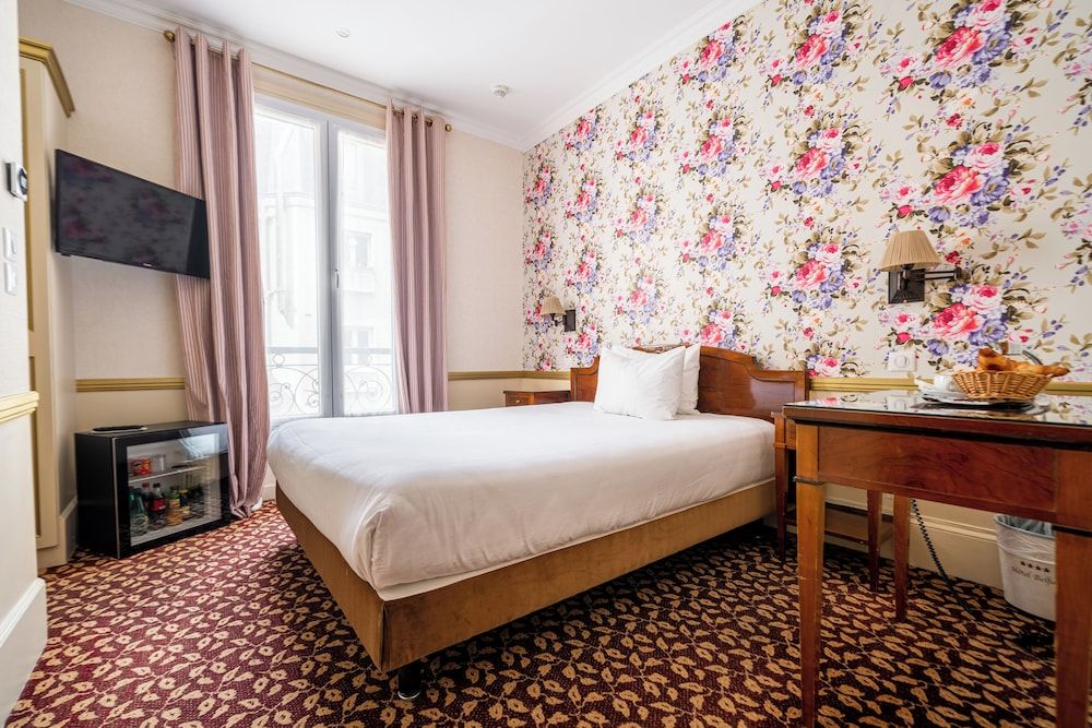 Hotel Belfast Classic Double Room 5