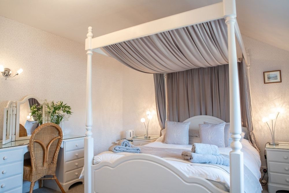 Double Room, Ensuite (Kynance)