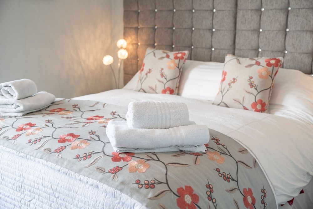 Double Room, Ensuite (Poldhu)