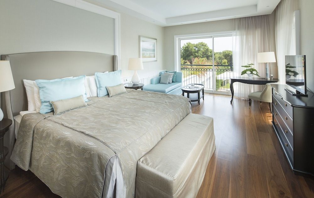 Design Pool Villa