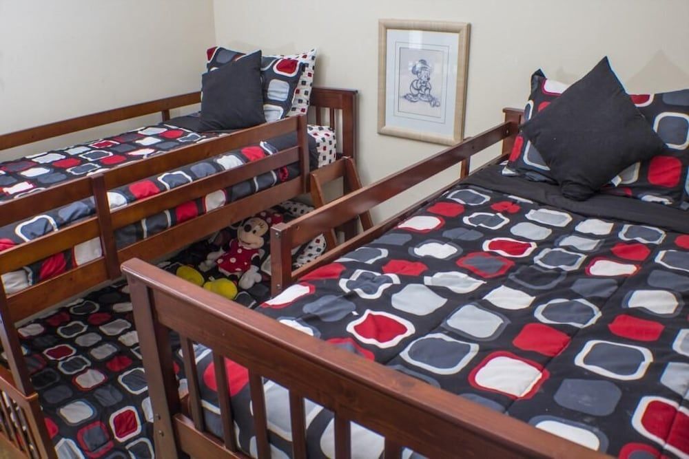 House, Multiple Beds (Shannon's Glenbrook Vacation Home)