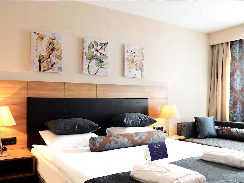 Listana Hotel Deluxe Double or Twin Room