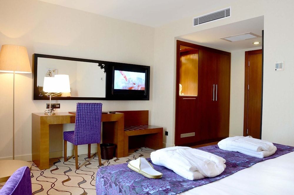 Listana Hotel Superior Double or Twin Room 4