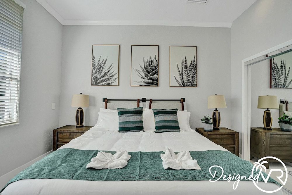 Studio (Multiple Bedrooms)