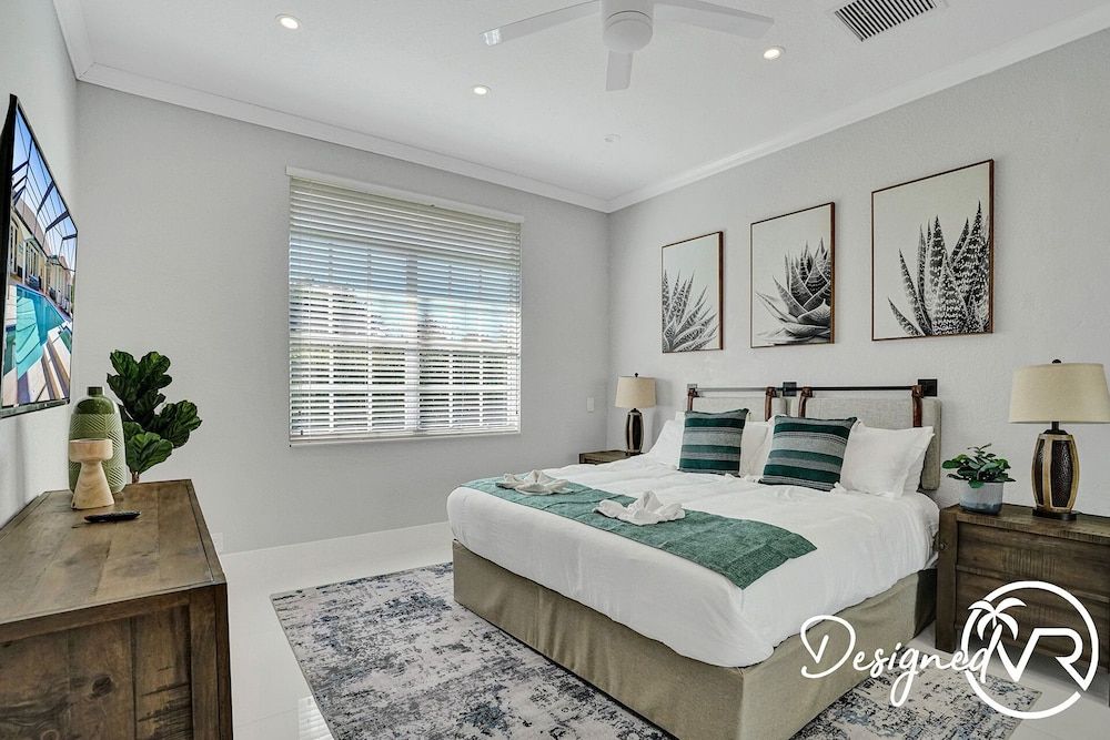 Studio (Multiple Bedrooms)