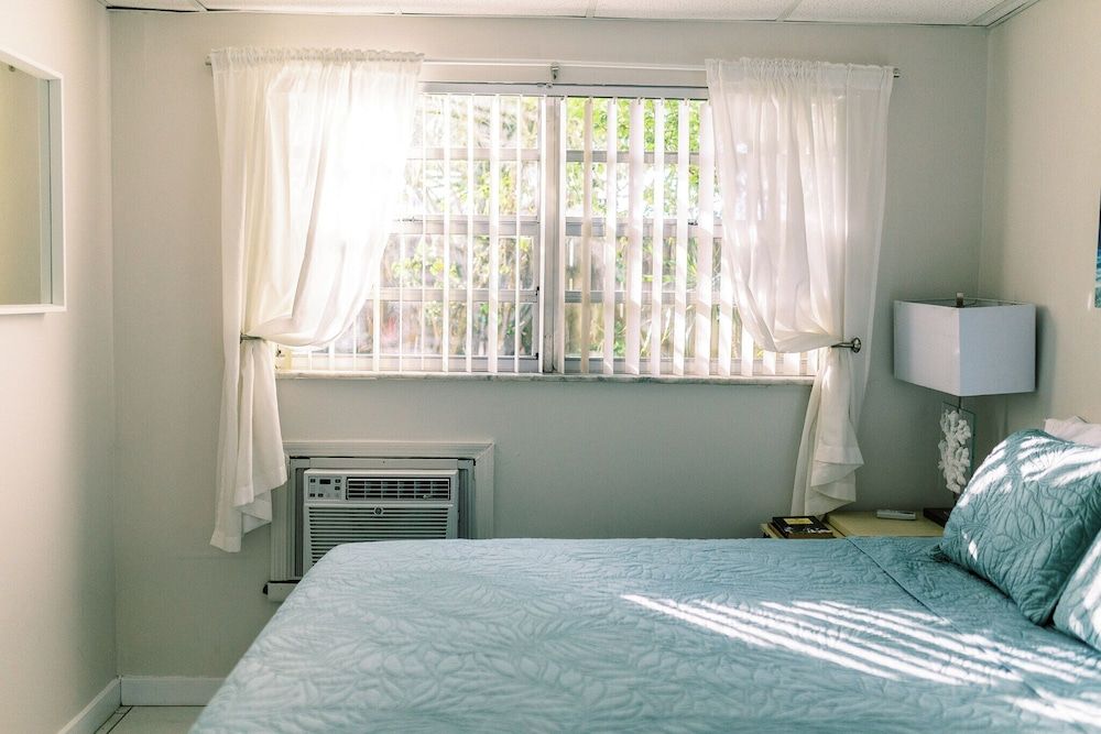 Beachside Gardens Apartments by Lowkl Premium 1-Bedroom Family Suite w/ Kitchen & Sofa Bed 2