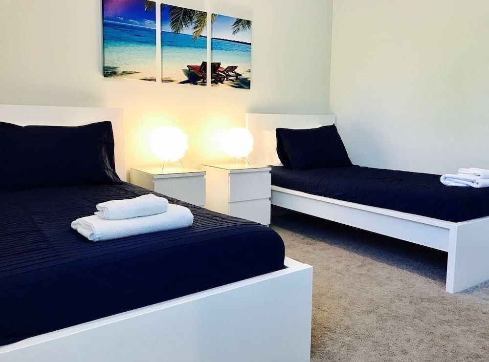 undefined 4 Bedroom Home by Ideal Experience VR 6