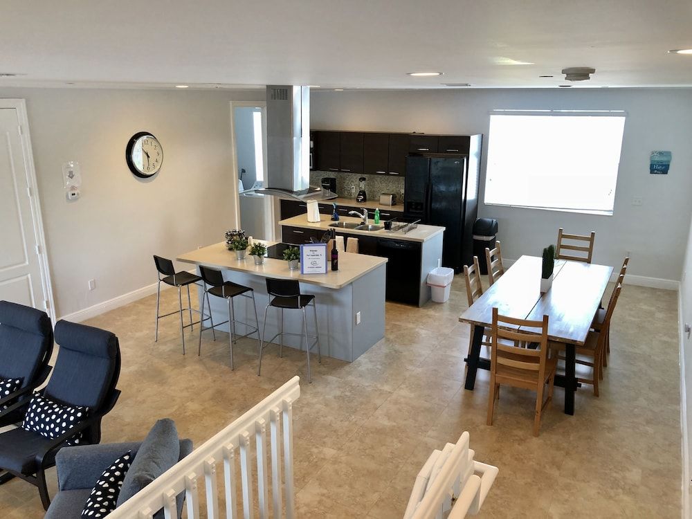 undefined Luxury Home by Ideal Experience VR 6