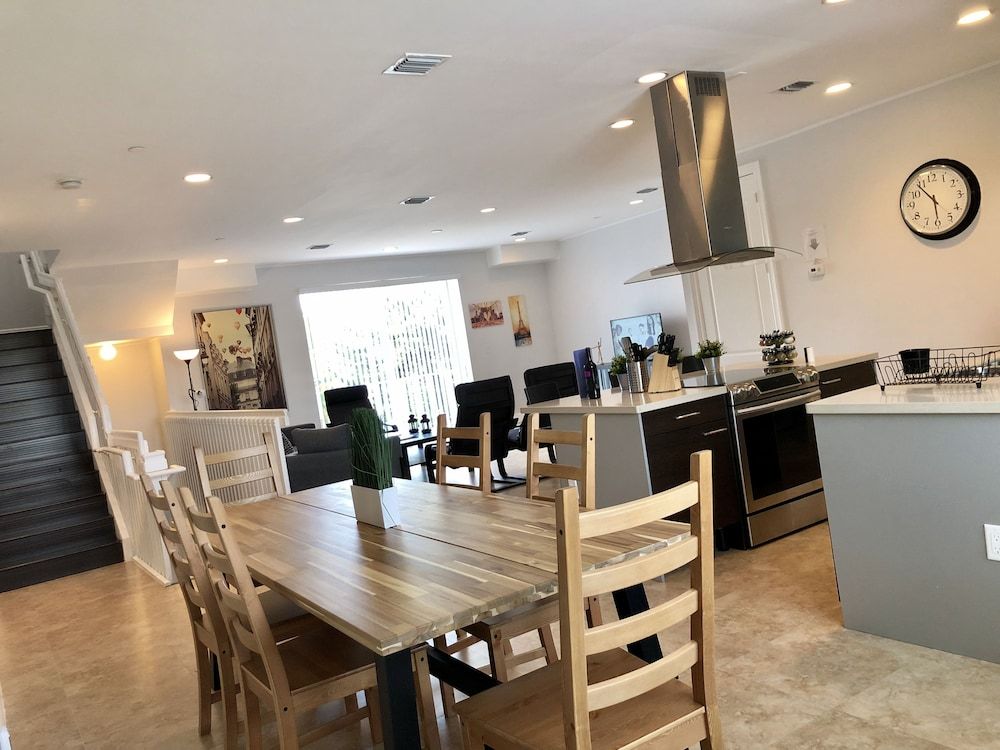 undefined Luxury Home by Ideal Experience VR 7