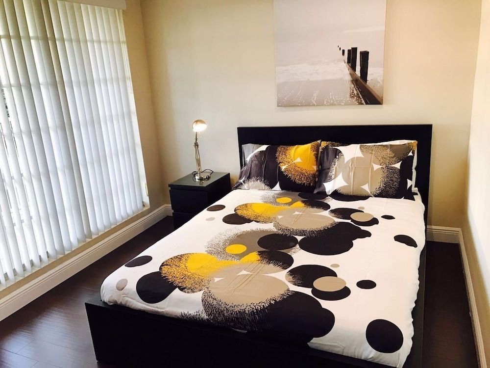 undefined 4BR Townhouse 906 by Ideal Experience VR 6