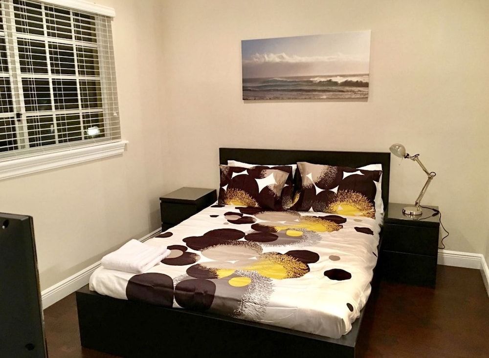 undefined 4BR Townhouse 906 by Ideal Experience VR 3