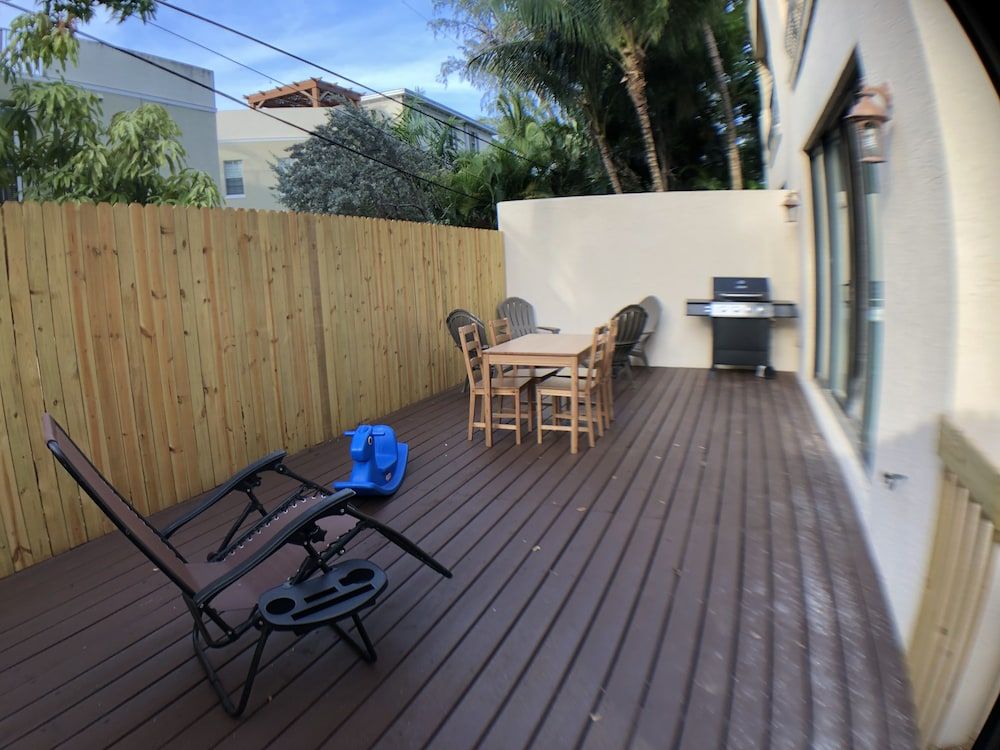 Huge House in Fort Lauderdale -  821 House, 3 Bedrooms, Kitchen 9