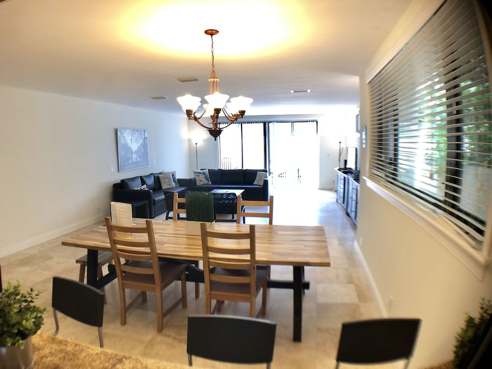 undefined Huge House in Fort Lauderdale - 819 6