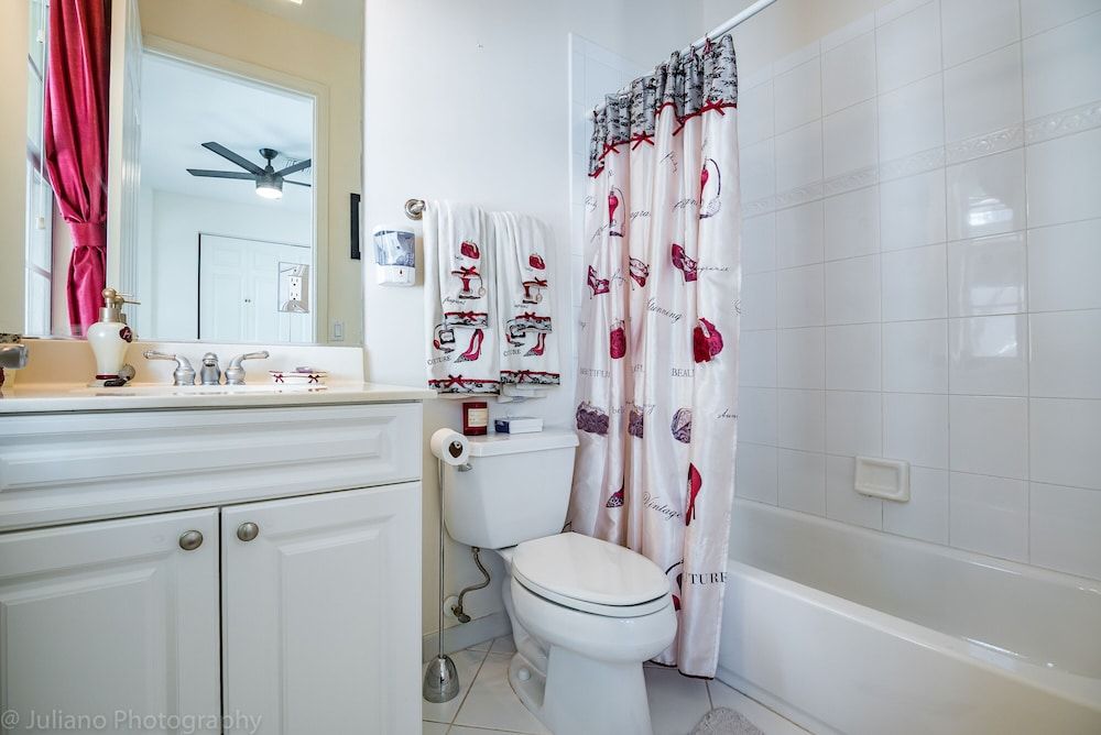 Las Olas Maison de Ville Near Fort Lauderdale Beach Luxury Townhome, 3 Bedrooms, Hot Tub, Garden View 10