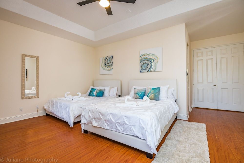 Las Olas Maison de Ville Near Fort Lauderdale Beach Luxury Townhome, 3 Bedrooms, Hot Tub, Garden View 5