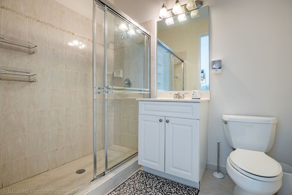 Las Olas Maison de Ville Near Fort Lauderdale Beach Luxury Townhome, 3 Bedrooms, Hot Tub, Garden View 8