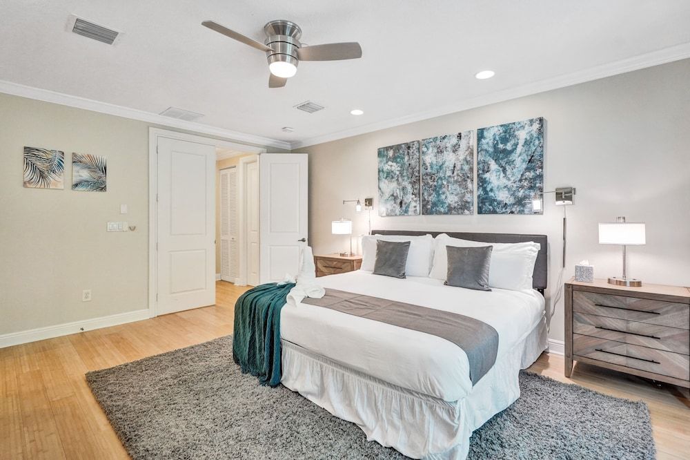 Fabulous 4BR home close to beach House 17