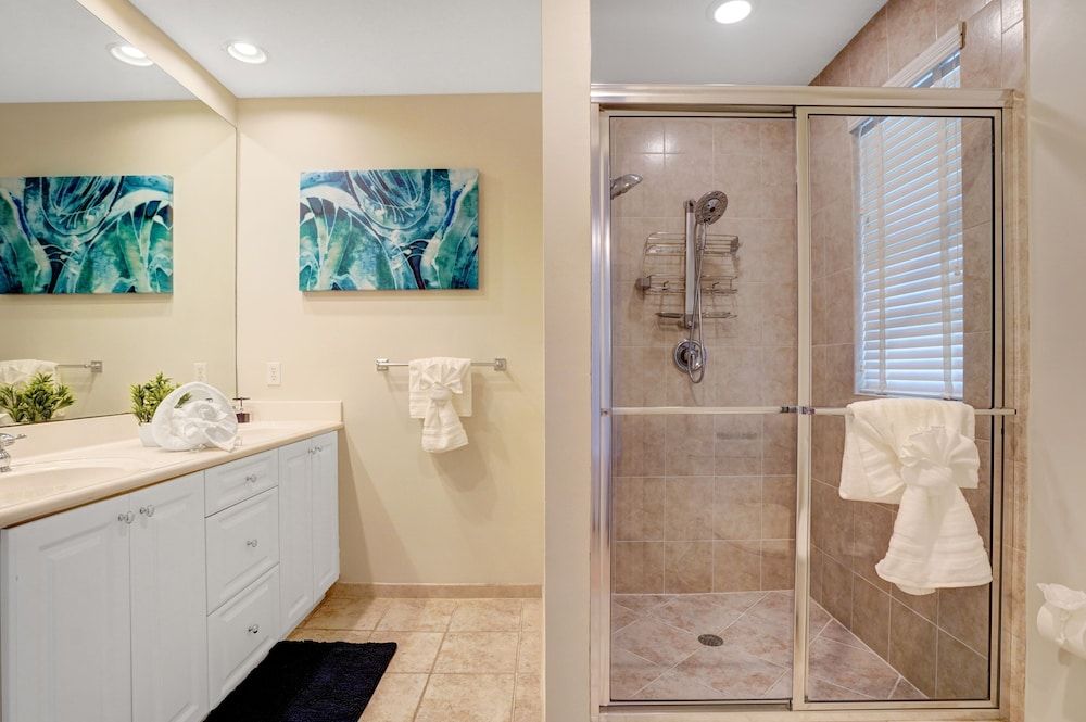 Fabulous 4BR home close to beach House 45