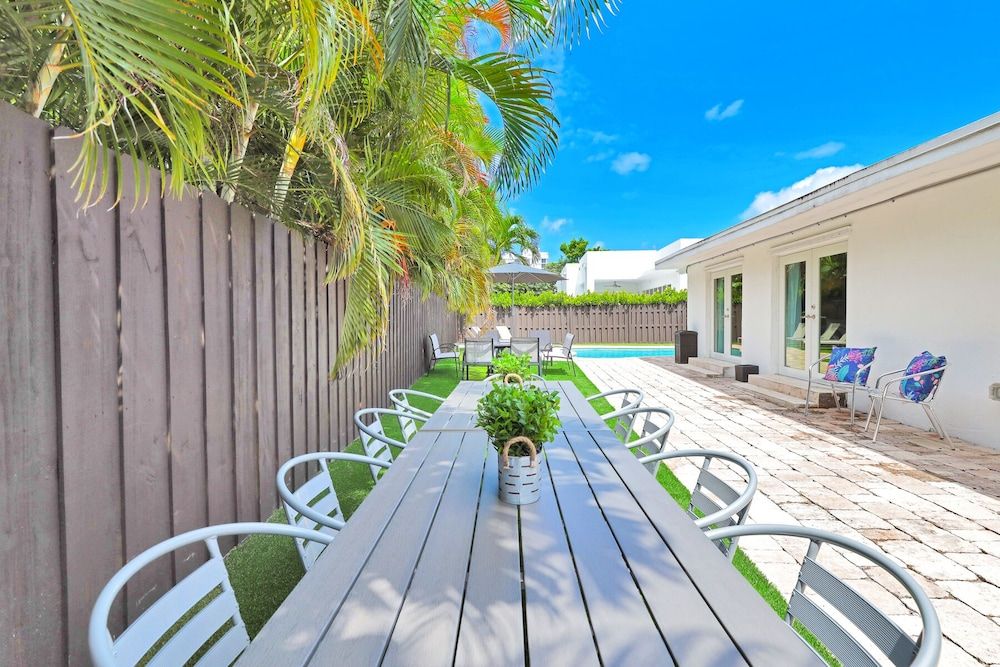 undefined Family-Friendly Beach House, Steps to Beach 7