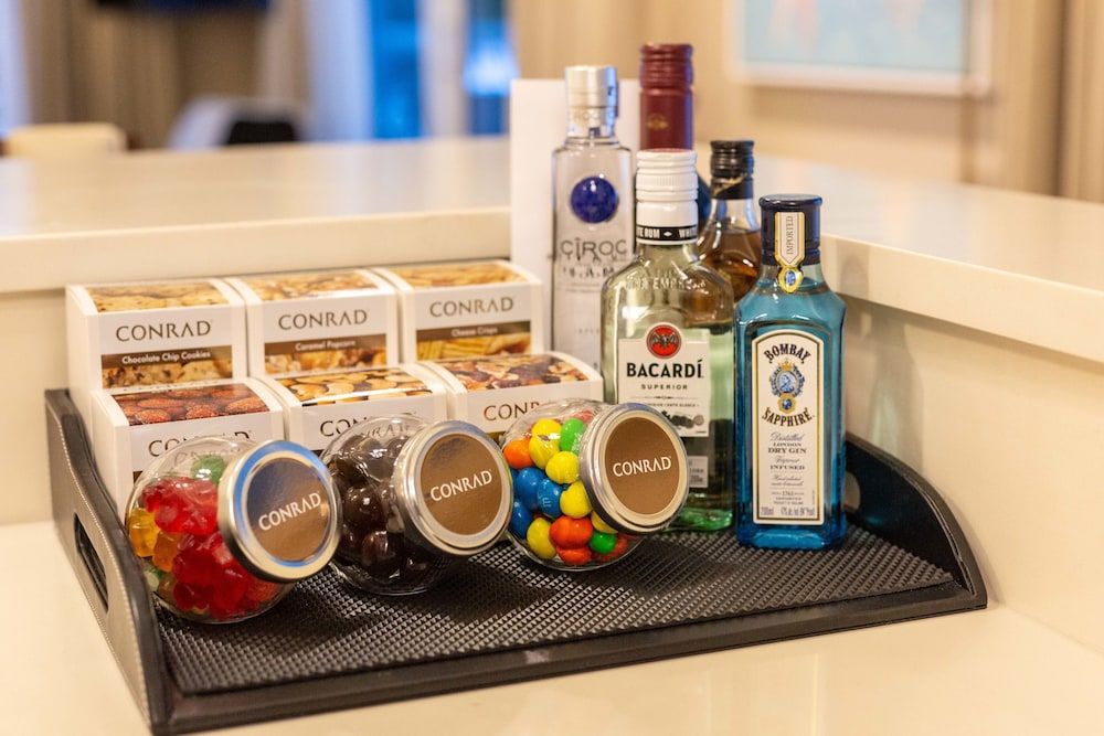 Charming Beachfront Condo With Large Balcony Apartment (2 Bedrooms) 14