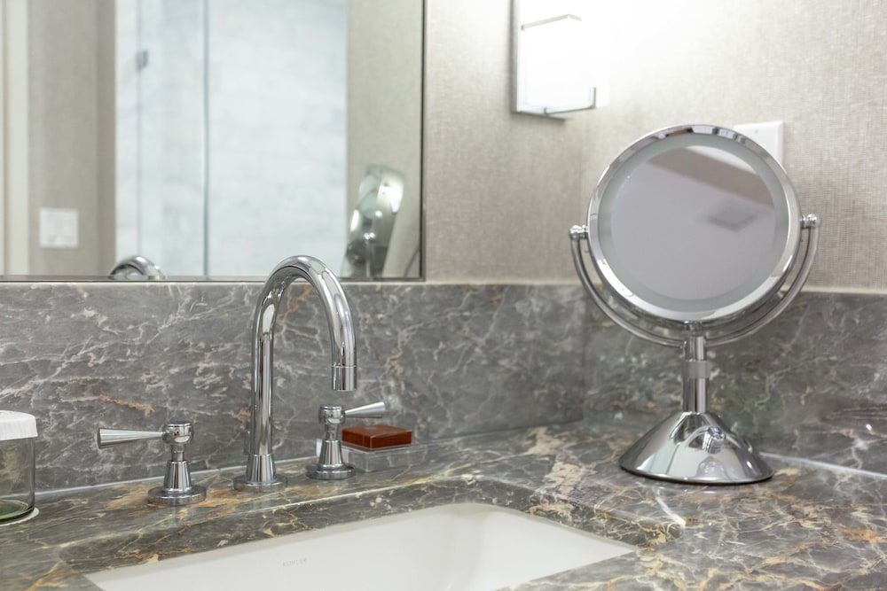 Beachfront Condo With Large Balcony Apartment (0 Bedroom) 21