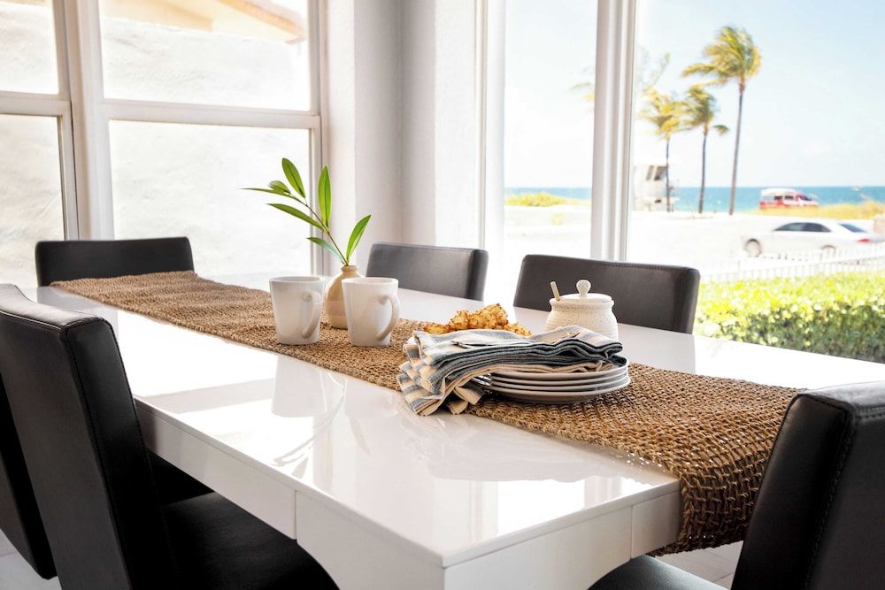 undefined Casa Bermuda by Avantstay Right Across the Street From Fort Lauderdale Beach 8