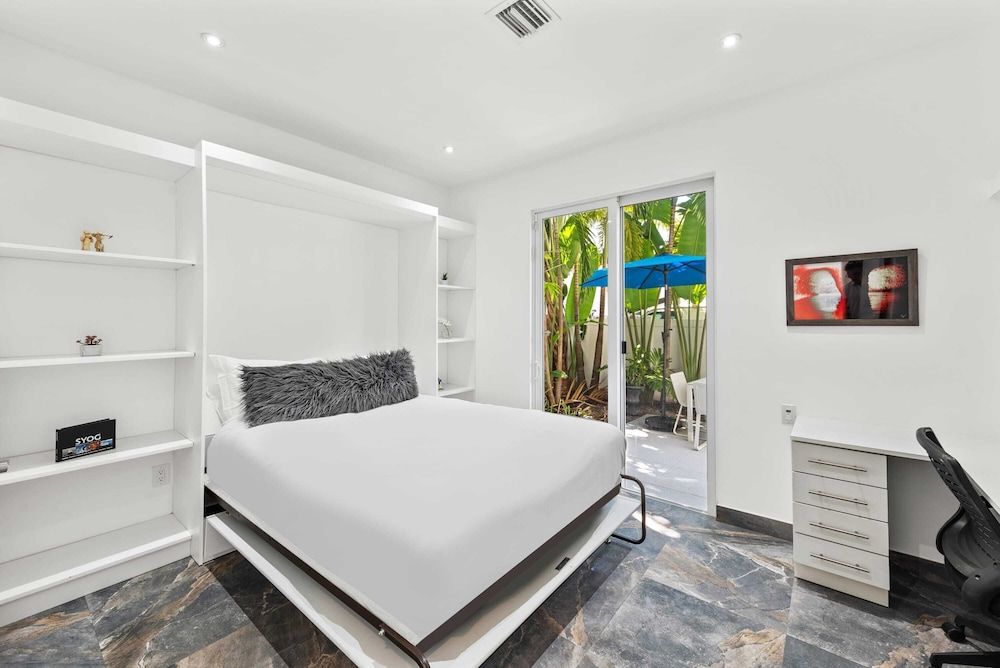 undefined Modern Home w/ Roof Deck & Pool 5