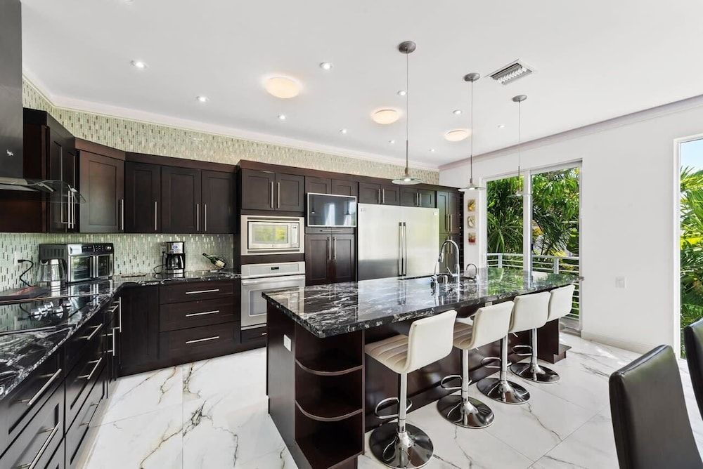 undefined Modern Home w/ Roof Deck & Pool 7