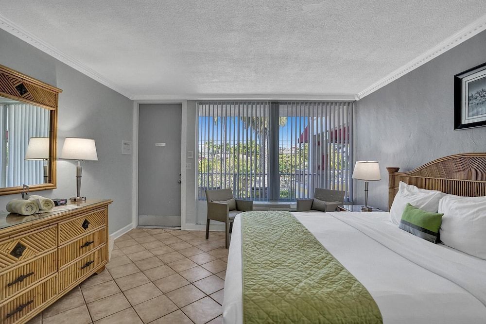 The Grand Resort and Spa Deluxe Single Room, Men only, Pool View 3