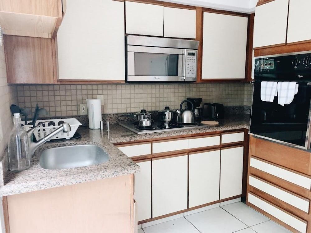 Galleria Apartments by Lowkl Superior Double Studio w/ Patio, Kitchen & Futon 2