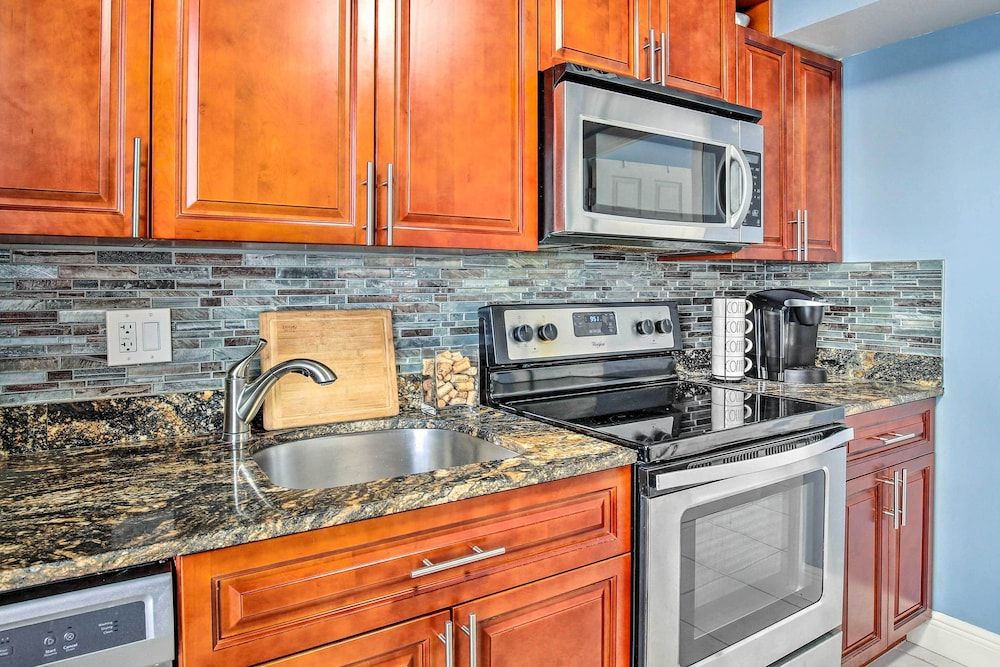 undefined Tropical Fort Lauderdale Home: 3 Mi to Beach! 4