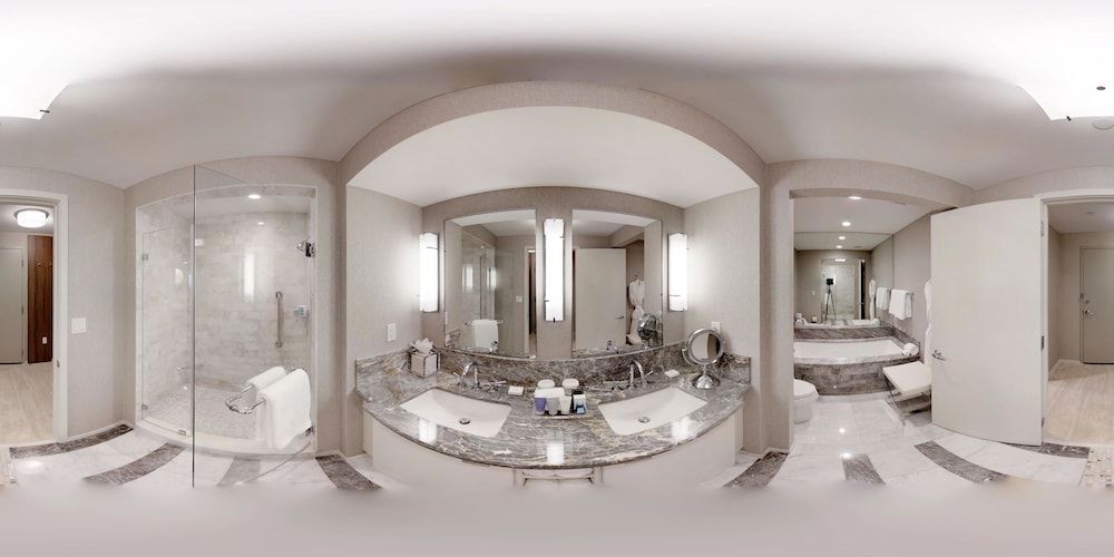 Beachfront Condo in Central Beach Apartment (1 Bedroom) 9